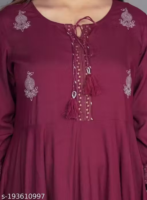 Aakarsha Kurtis