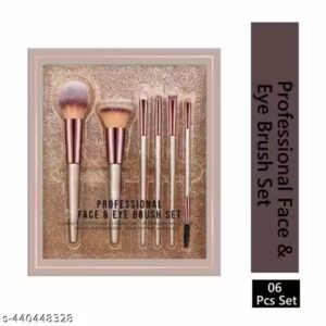 Professional makeup brush