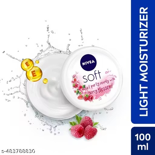 Nivea Soft Light Moisturizer Berry Blossom (100 Ml)