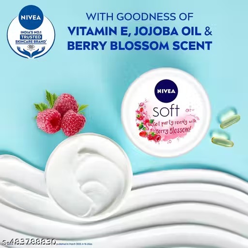 Nivea Soft Light Moisturizer Berry Blossom (100 Ml)