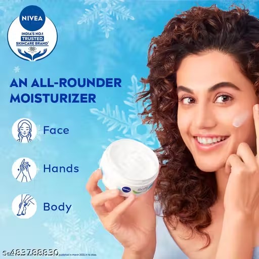 Nivea Soft Light Moisturizer Berry Blossom (100 Ml)